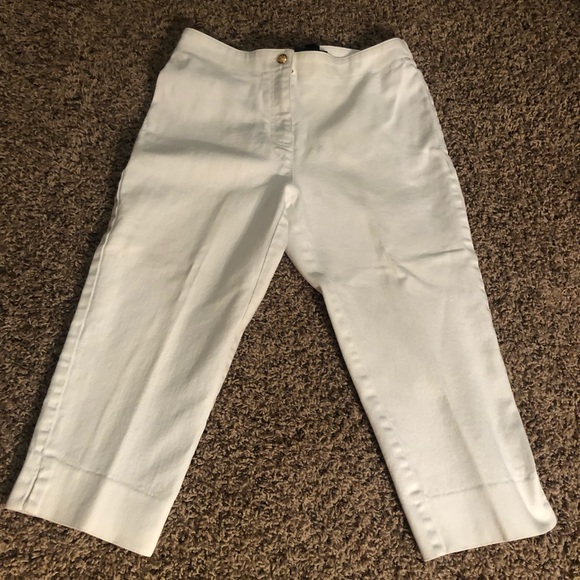 Ralph Lauren Denim - Petite, white Ralph Lauren Capri jeans size 4